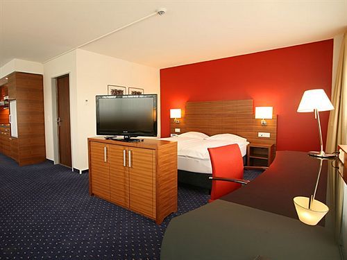 Hotel Hoeri Inn Экстерьер фото